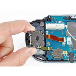 Замена правого джойстика PlayStation Vita
